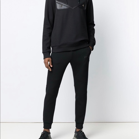 Fendi branded hoodie. - Picture 2 of 5